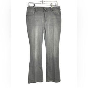Chico’s women’s size 6 (Chico’s size 0.5) grey bootcut jeans w/ rhinestones 🩶🩶